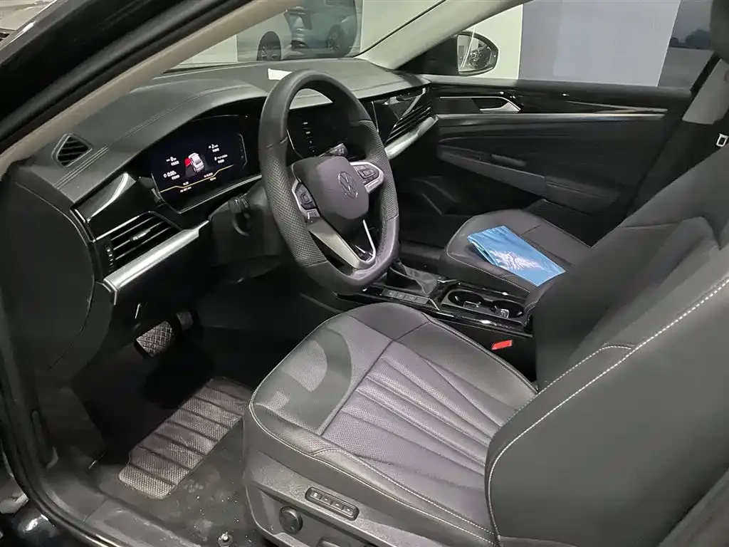 Volkswagen Passat 2025 из CN, фото 7