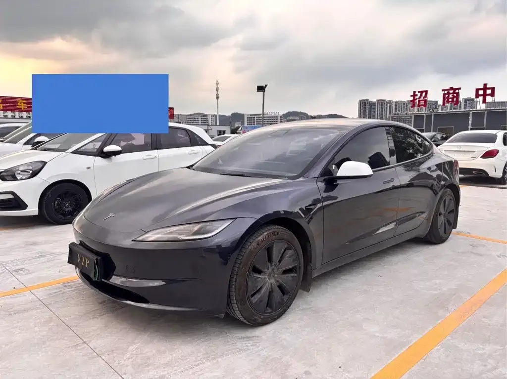 Tesla Model 3 — фото 3