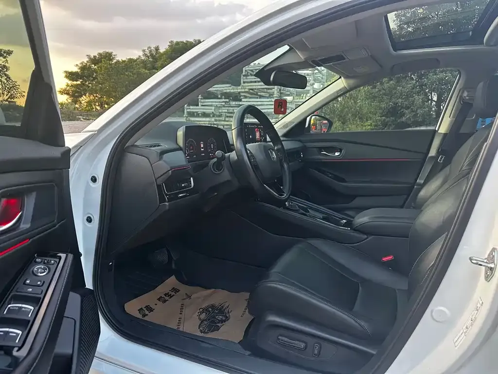 Honda Inspire 2024 из CN, фото 4