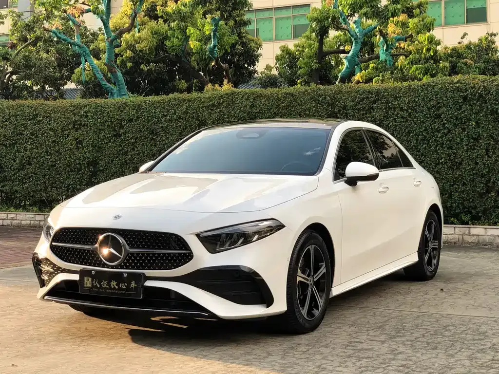 Mercedes-Benz A-Class — фото 1