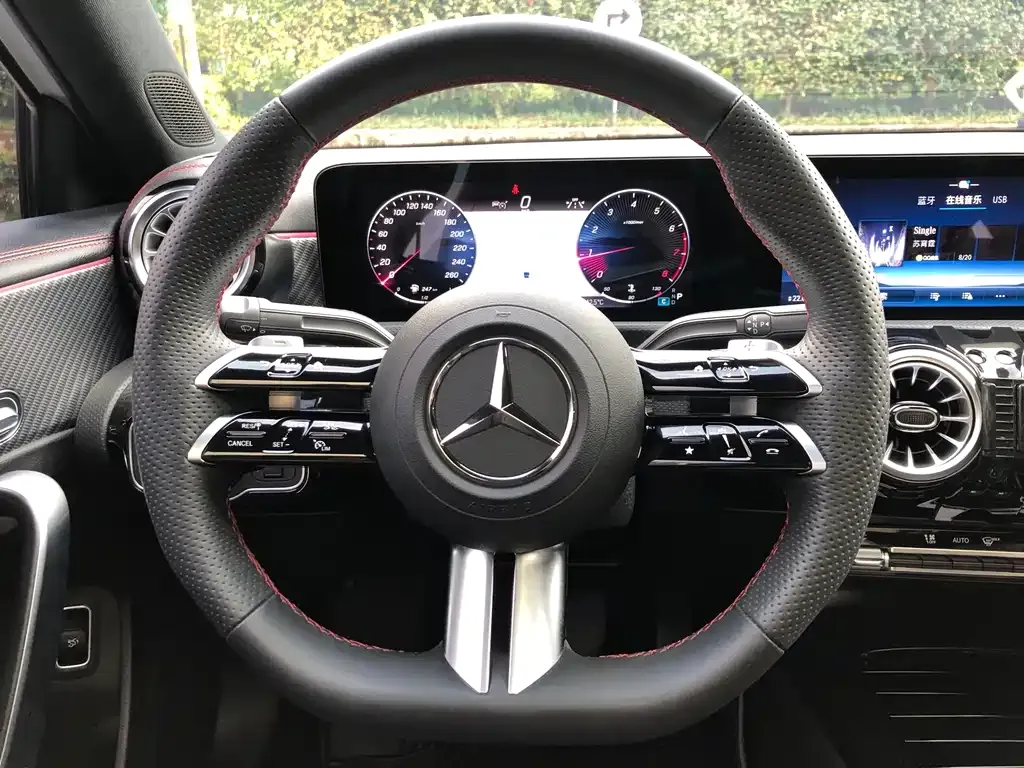 Mercedes-Benz A-Class — фото 10