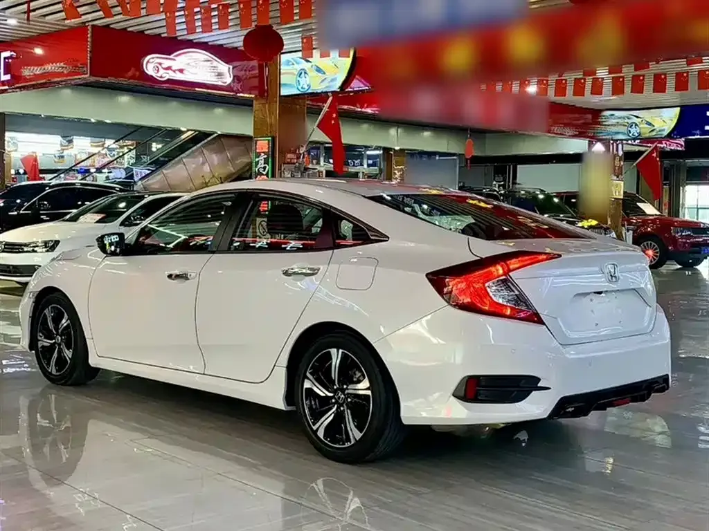 Honda Civic — фото 9