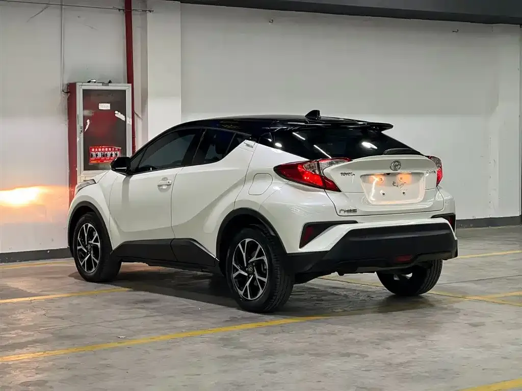 Toyota C-HR 2021 из CN, фото 4