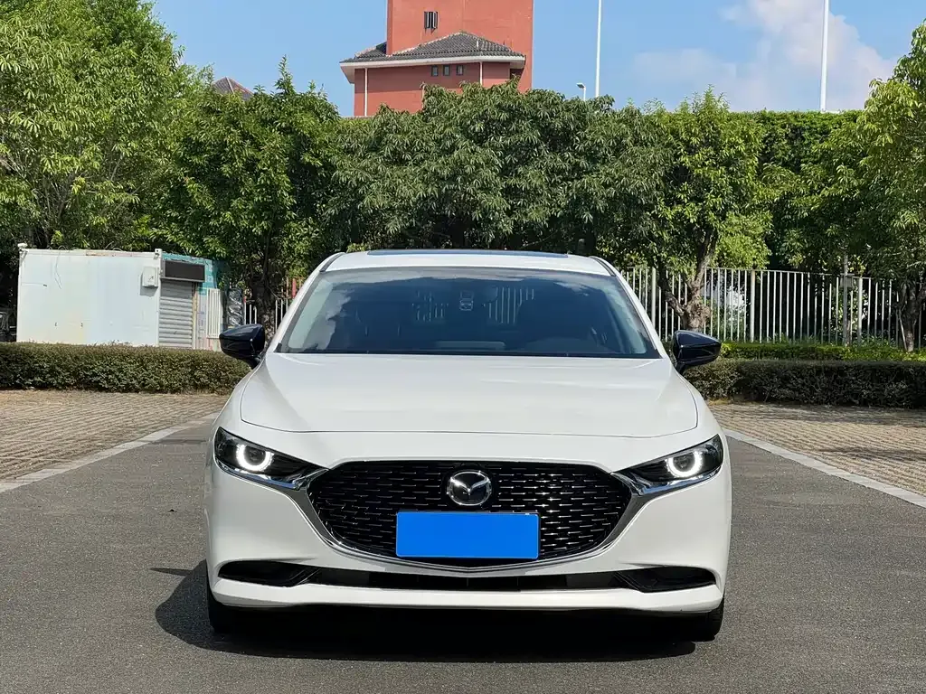 [object Object] 3 Axela 2023 из CN, фото 2