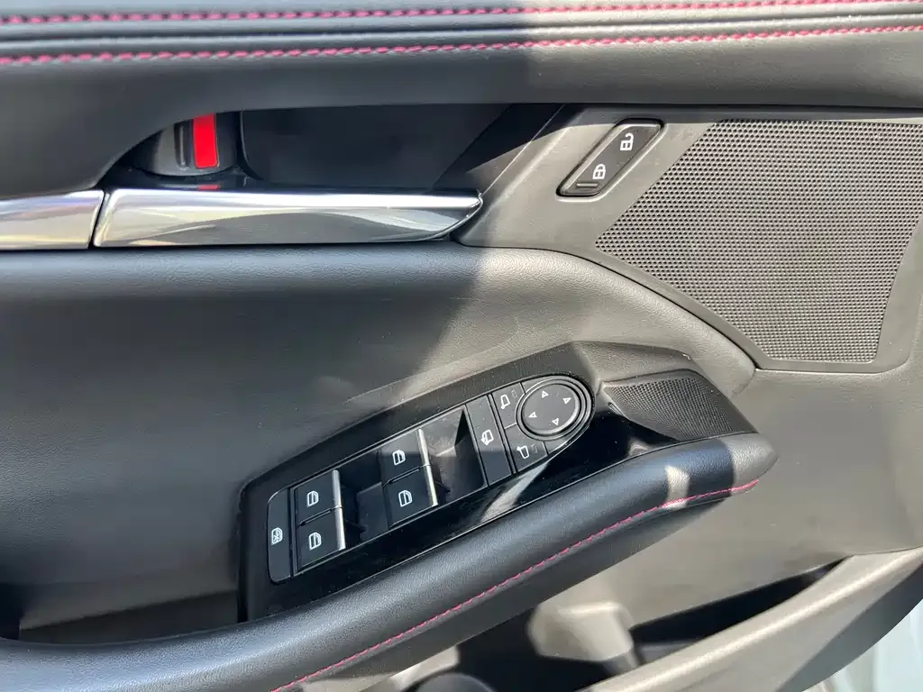 [object Object] 3 Axela 2023 из CN, фото 9