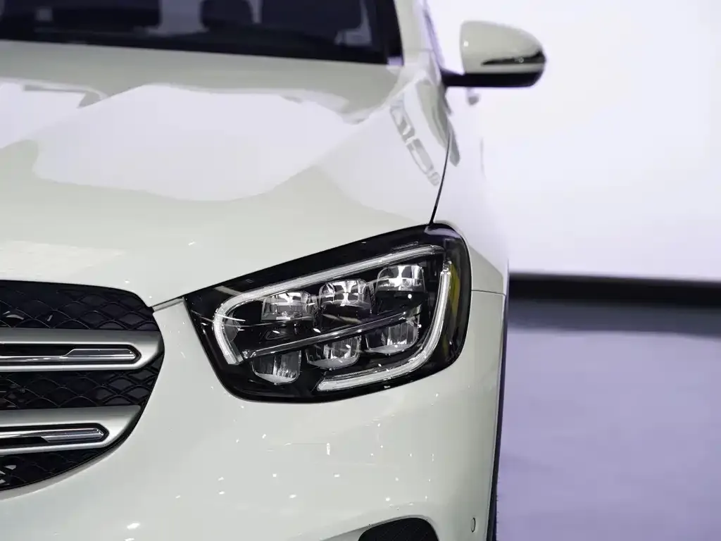 Mercedes-Benz GLC — фото 8