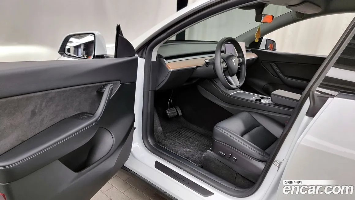 Tesla Model Y 2021 из KR, фото 10