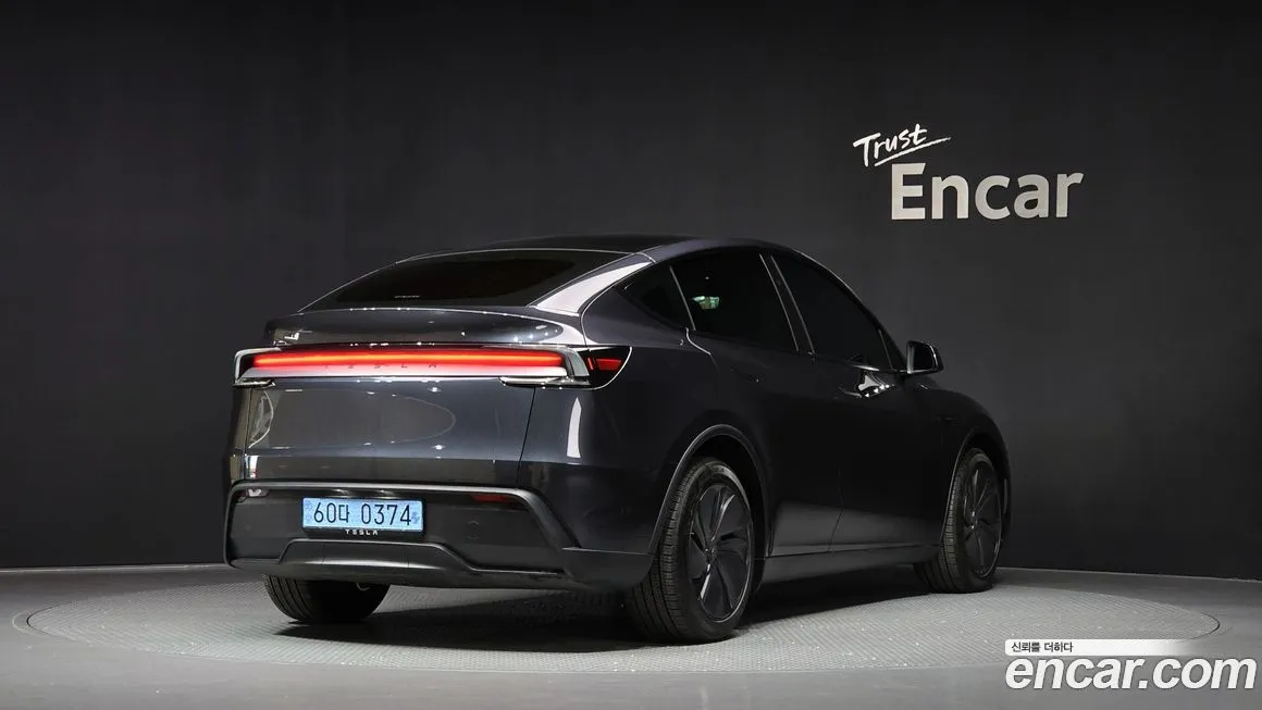 Tesla Model Y — фото 2