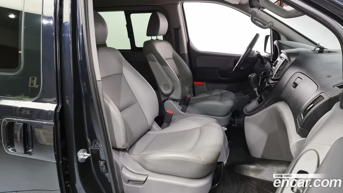 Hyundai Starex 2021 из KR, фото 10