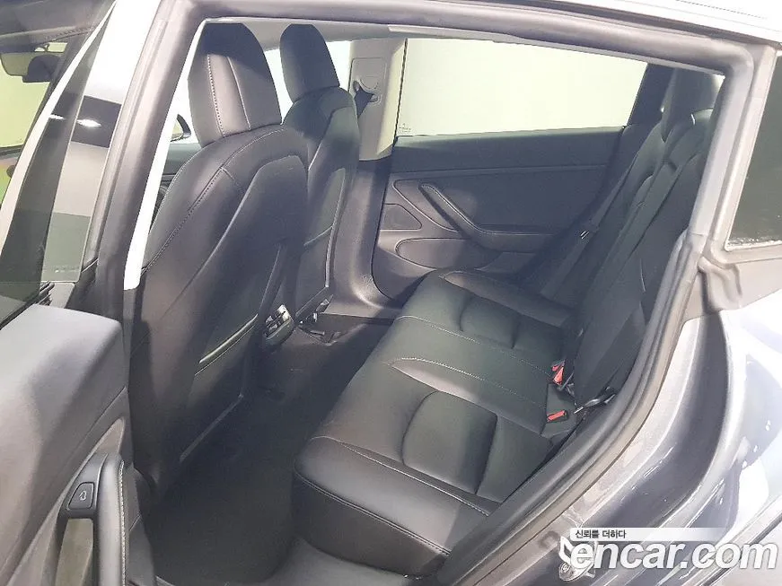 Tesla Model 3 2021 из KR, фото 9