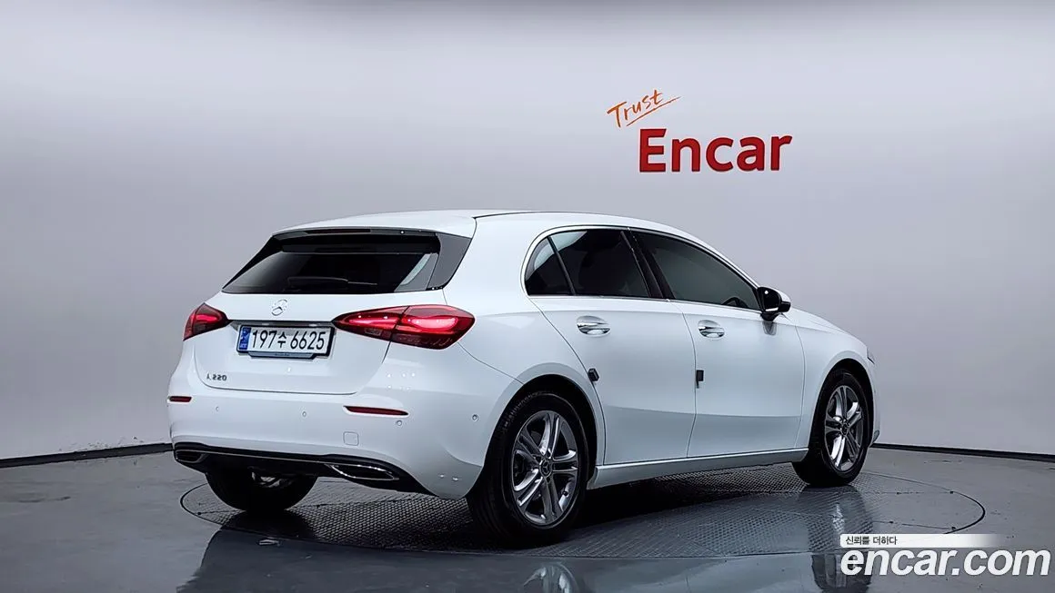 Mercedes-Benz A-Class — фото 2
