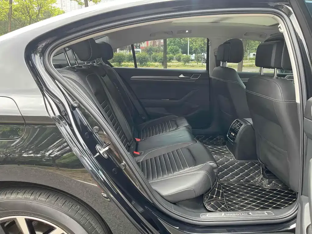 Volkswagen Magotan 2022 из CN, фото 7