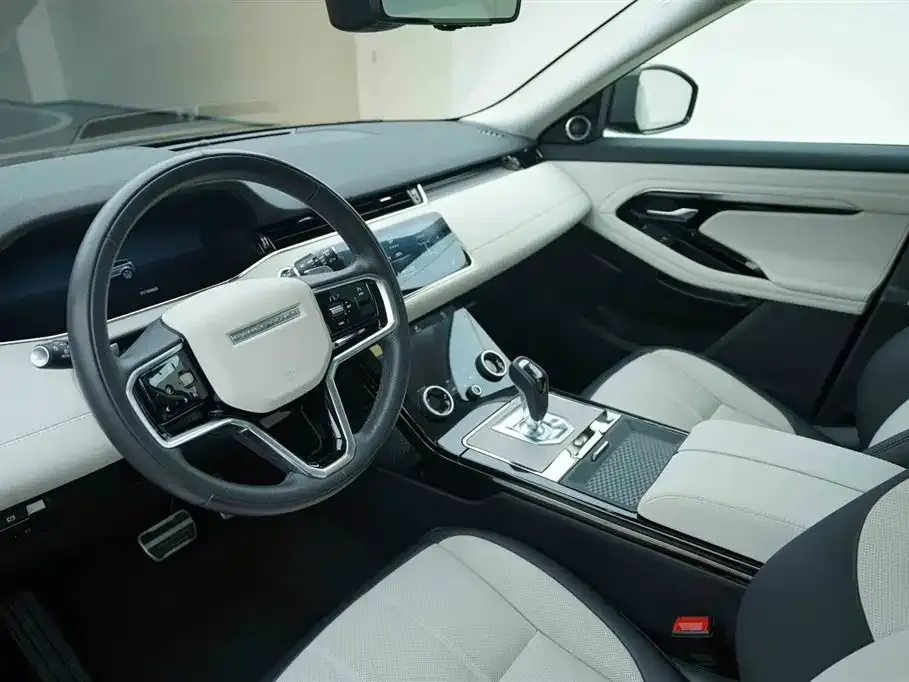 Land Rover Evoque — фото 10