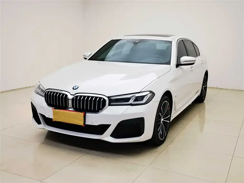 BMW 5 Series — фото 2