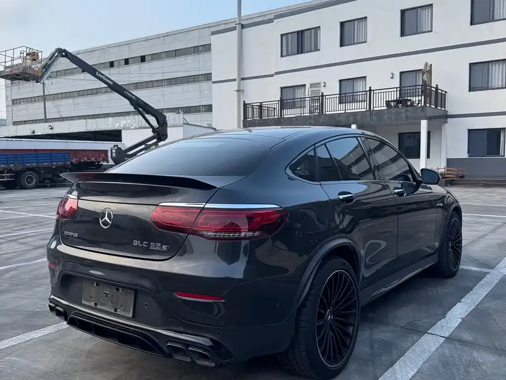 Mercedes-Benz GLC Coupe AMG — фото 4