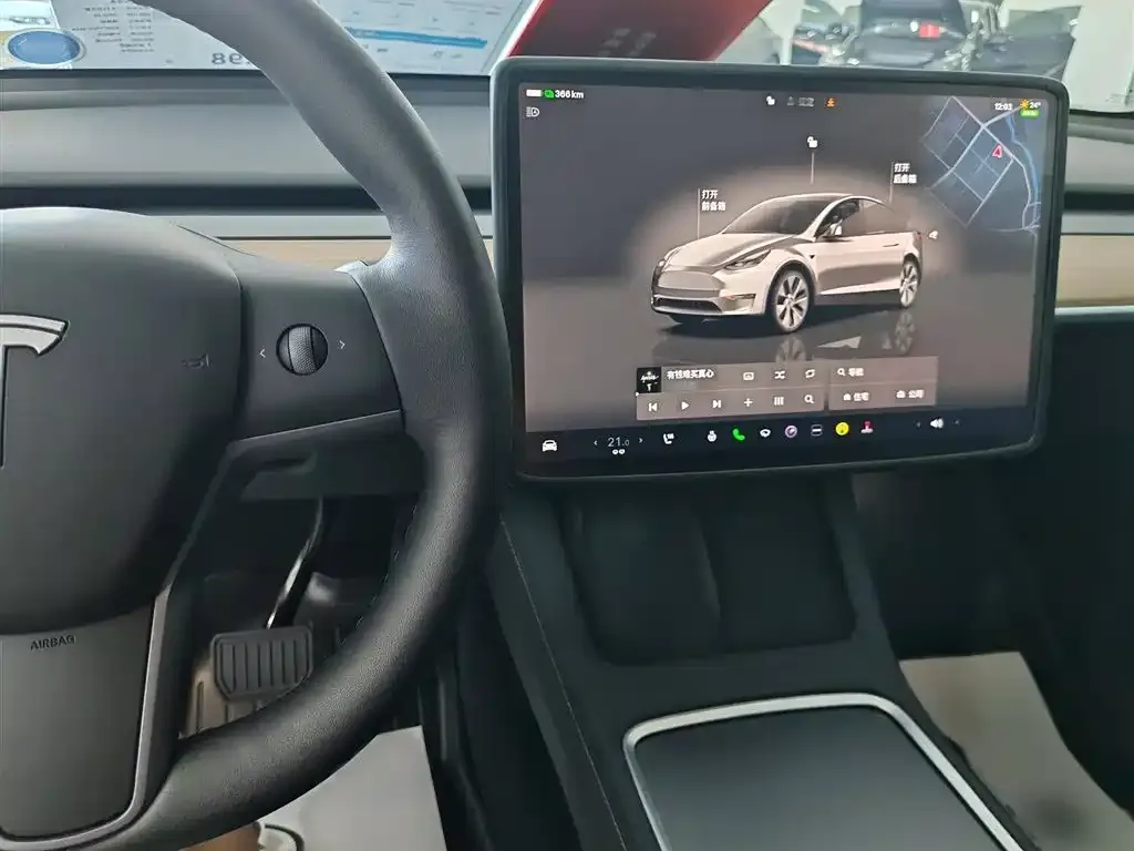 Tesla Model Y — фото 4