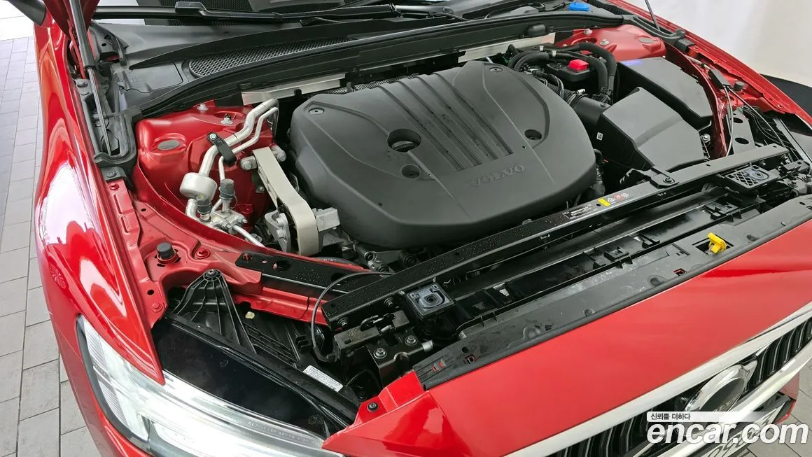 Volvo S60 2023 из KR, фото 6