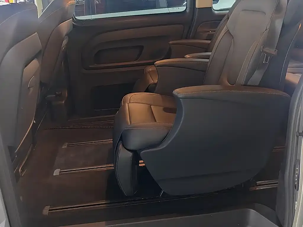 Mercedes-Benz Vito 2022 из CN, фото 10
