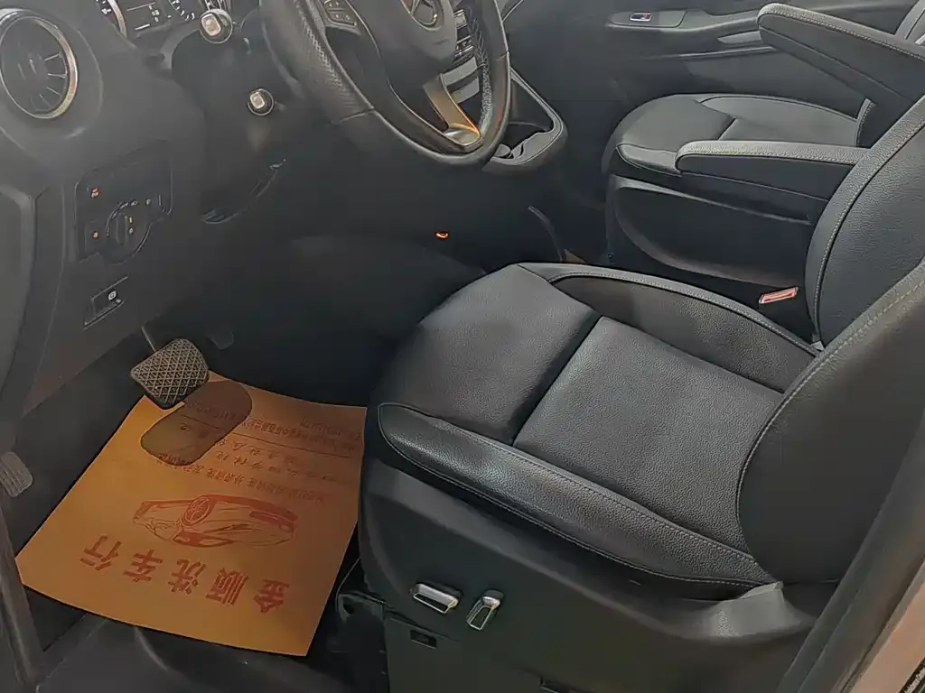 Mercedes-Benz Vito 2022 из CN, фото 5
