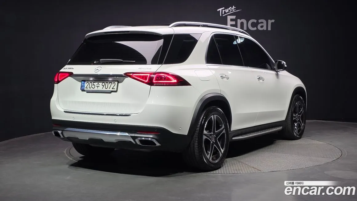 Mercedes-Benz GLE-Class — фото 2