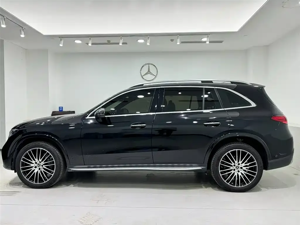 Mercedes-Benz GLC 2024 из CN, фото 3