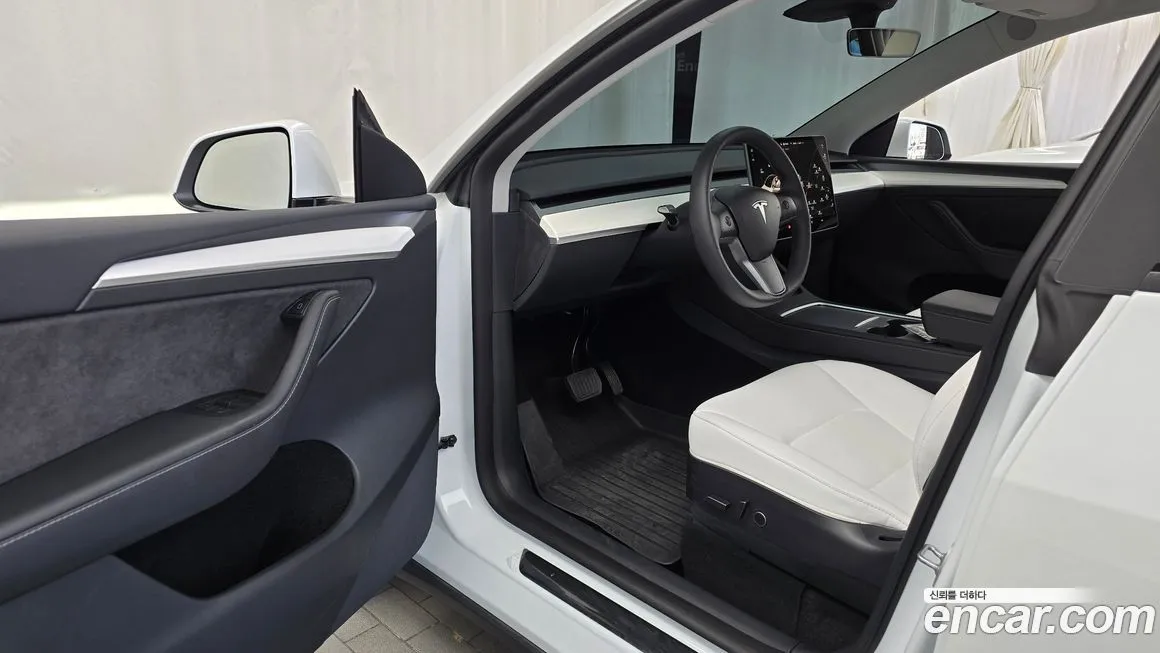 Tesla Model Y 2022 из KR, фото 10