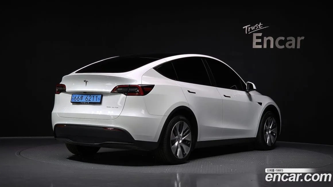 Tesla Model Y 2022 из KR, фото 2