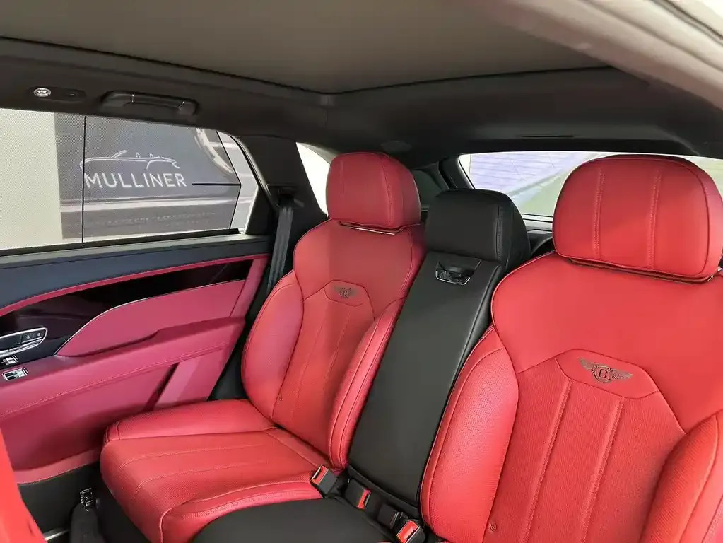 Bentley Bentayga 2025 из CN, фото 4