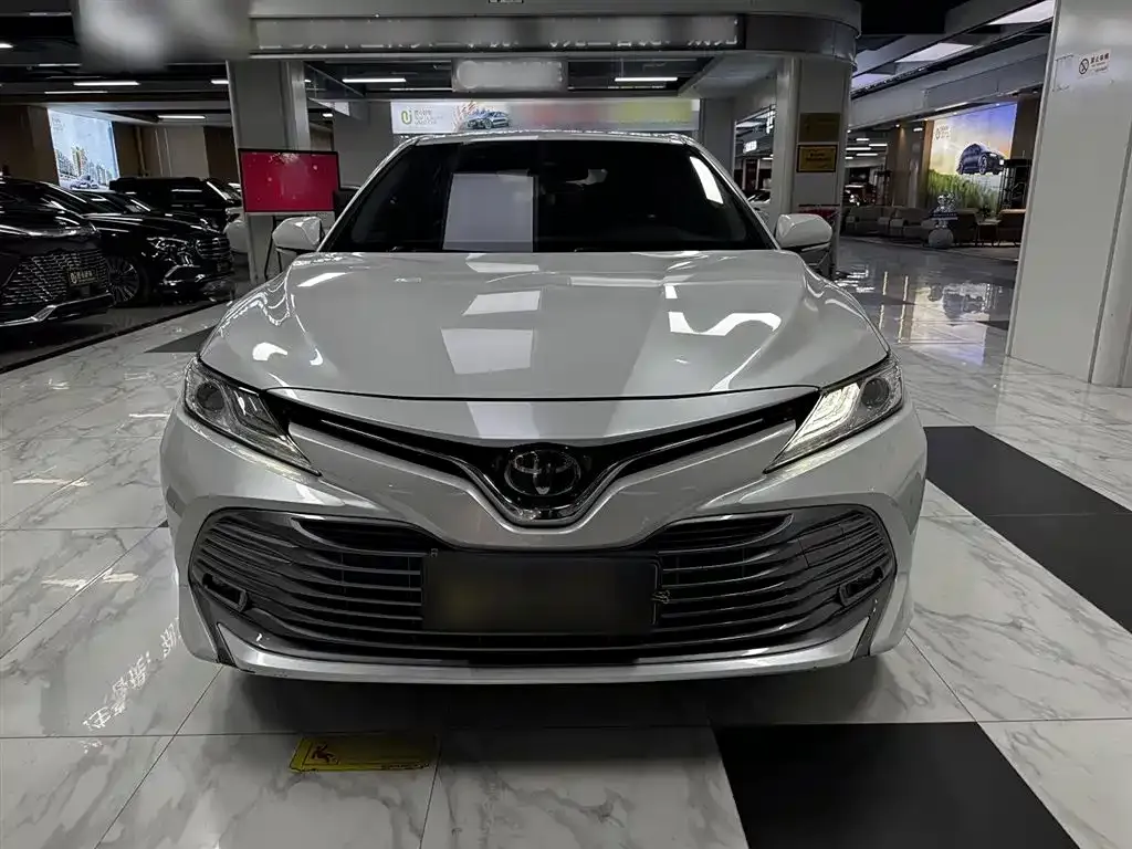 Toyota Camry 2021 из CN, фото 3