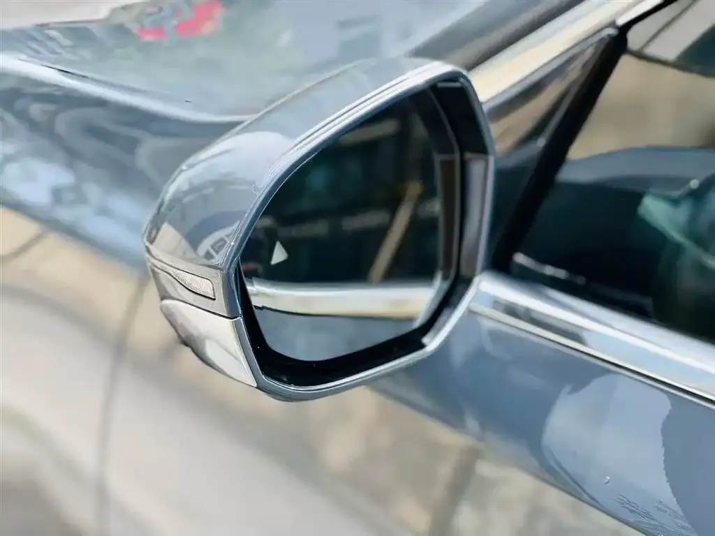 BMW 7 Series 2025 из CN, фото 8