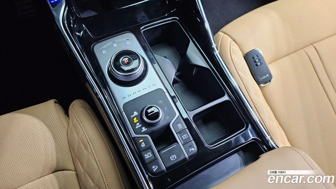 Kia Sorento — фото 9