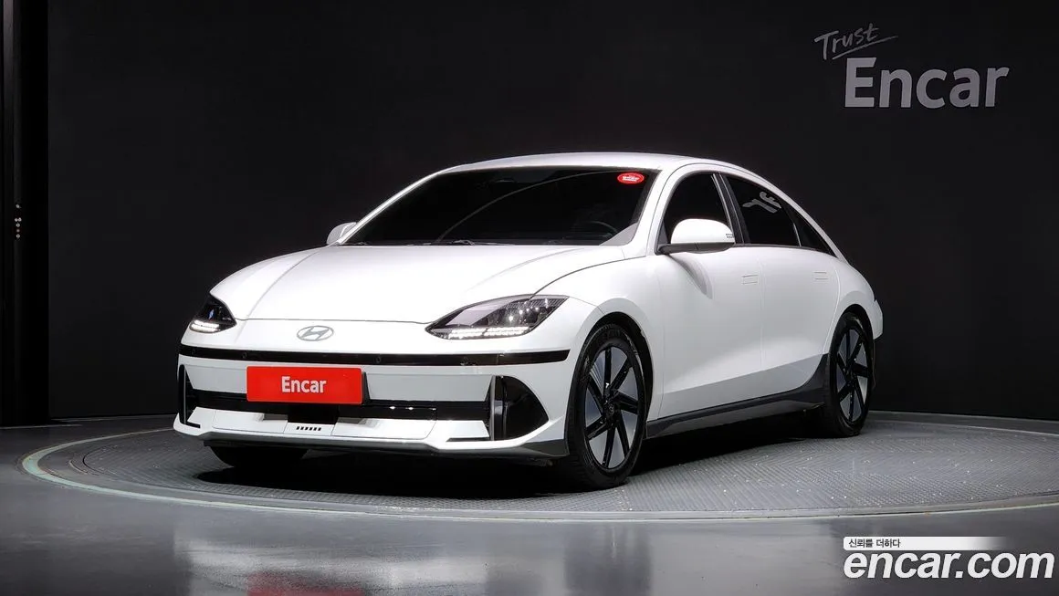 Hyundai Ioniq6 — фото 1