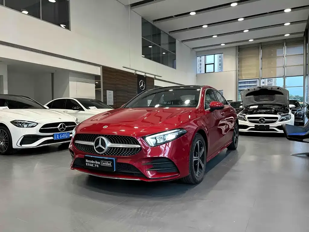 Mercedes-Benz A-Class — фото 1