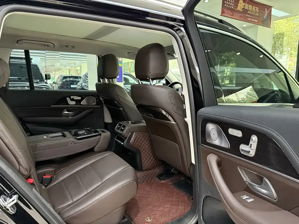 Mercedes-Benz GLS 2023 из CN, фото 10
