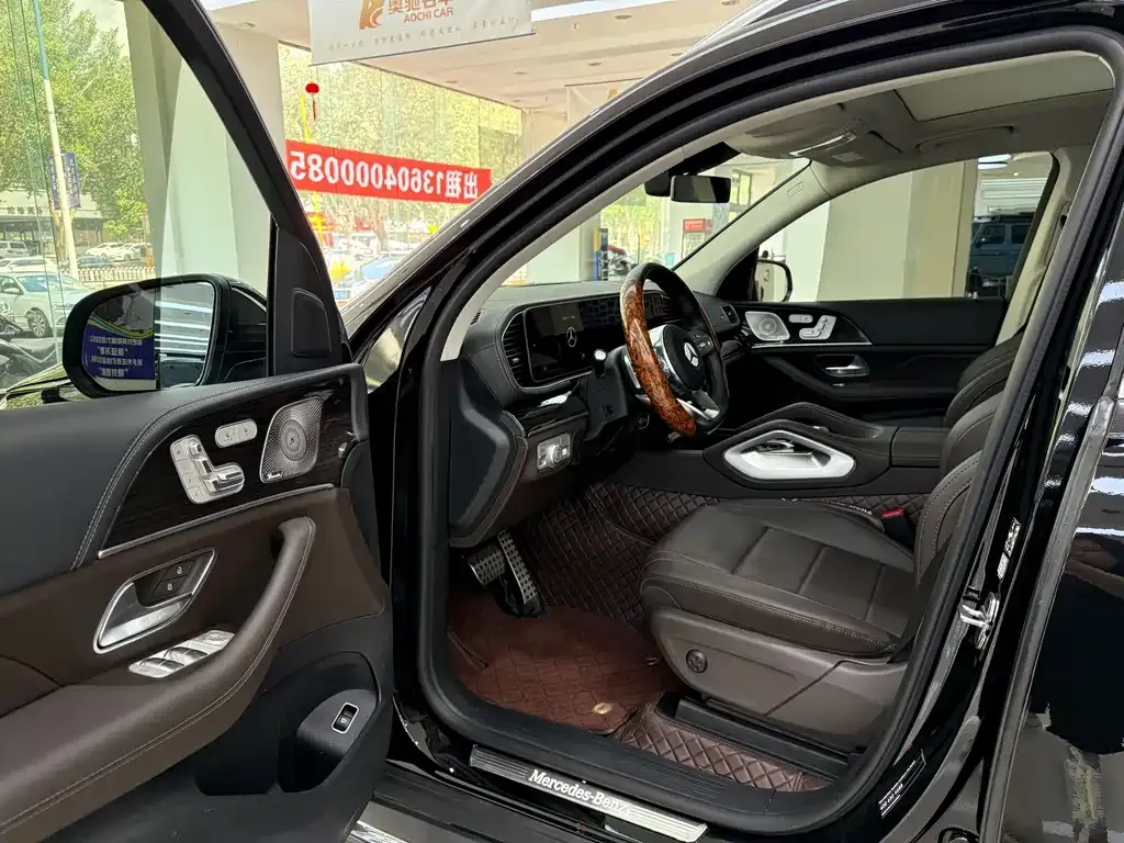 Mercedes-Benz GLS 2023 из CN, фото 7
