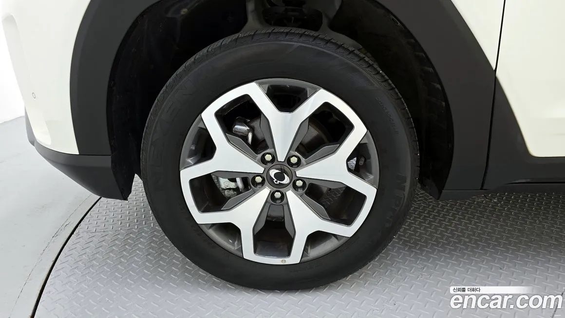 KG Mobility (Ssangyong) Torres — фото 6