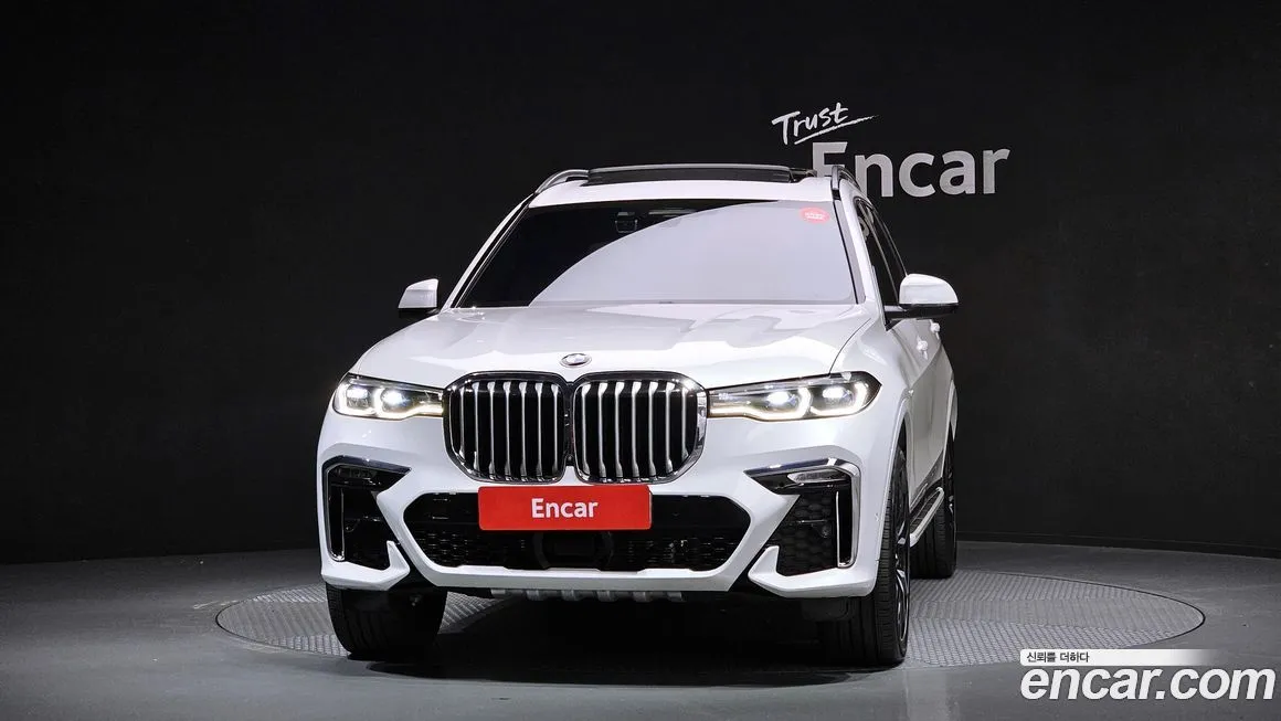 BMW X7 — фото 3