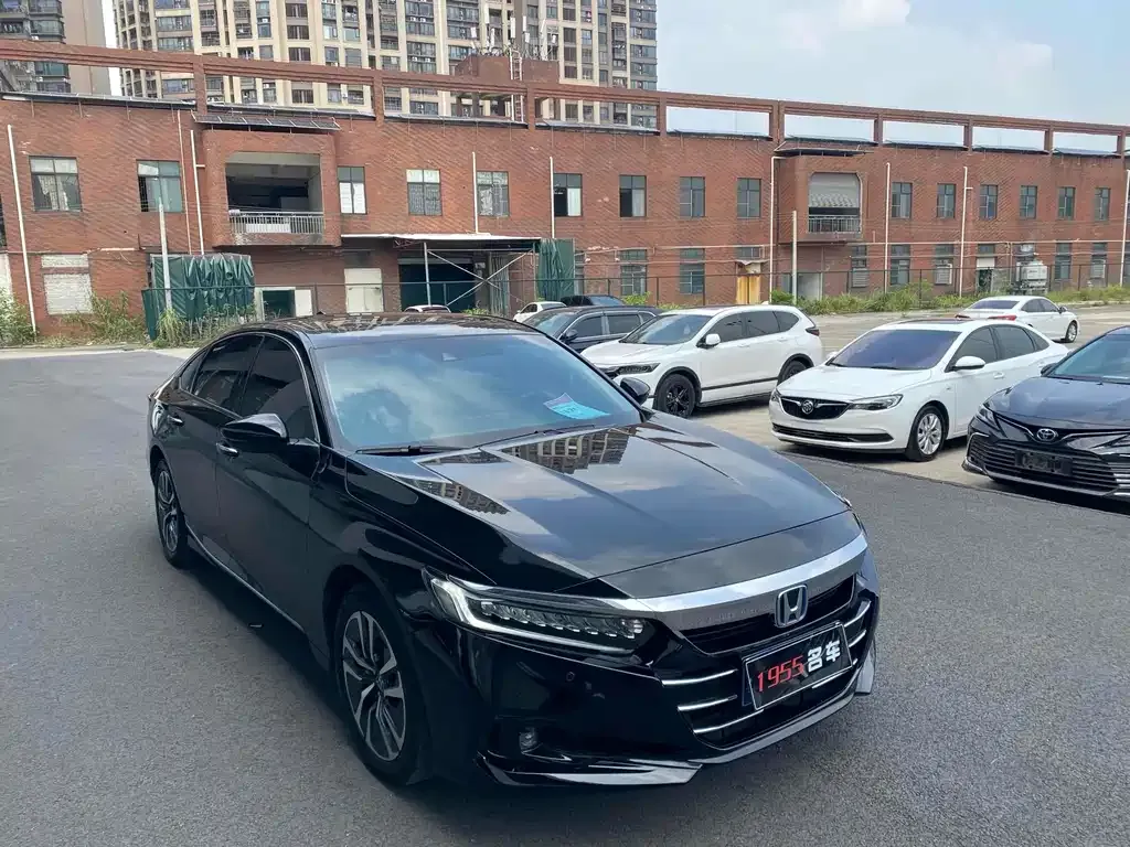 Honda Accord — фото 3