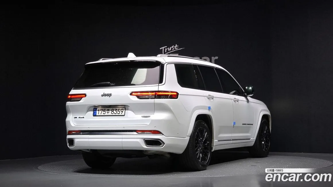 Jeep Cherokee — фото 2