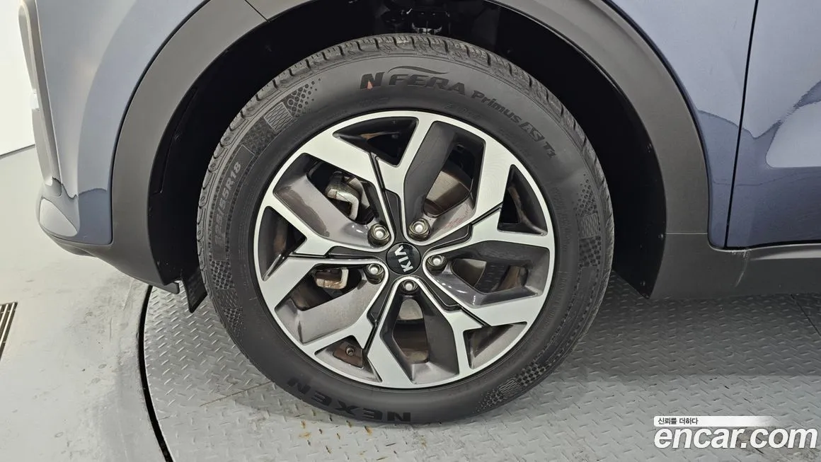 Kia Sportage — фото 5