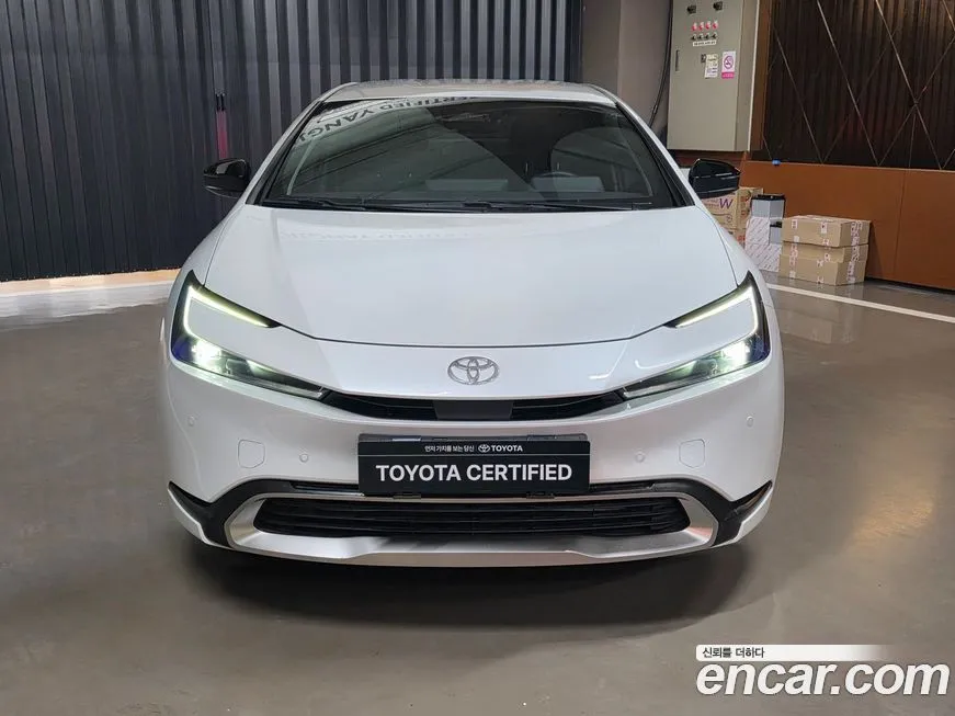 Toyota Prius 2024 из KR, фото 3