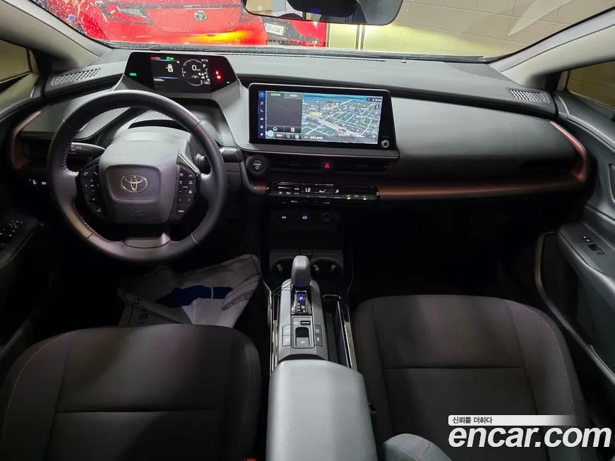 Toyota Prius 2024 из KR, фото 7