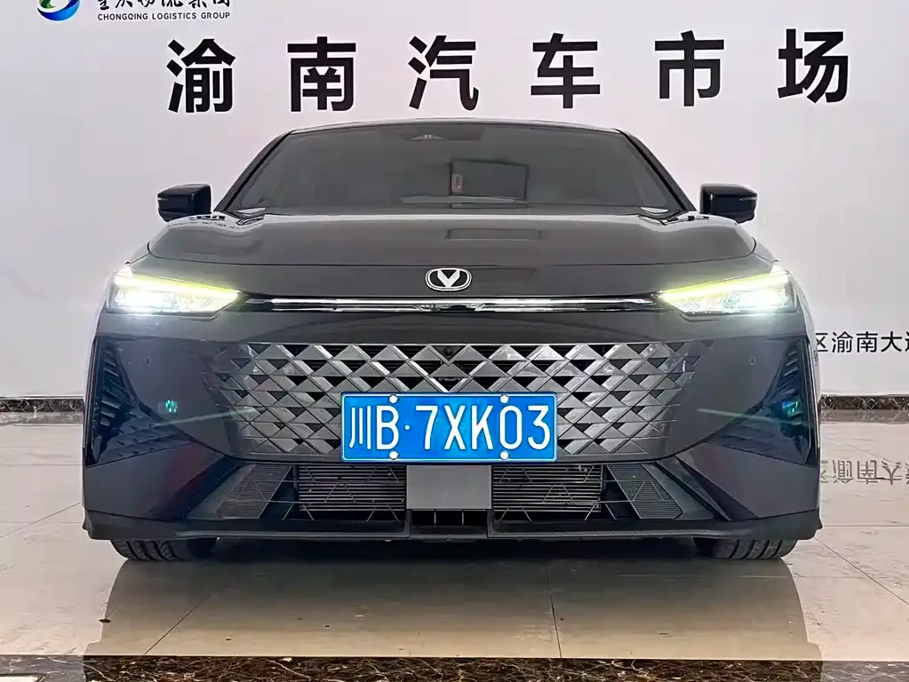 Changan UNI-V 2024 из CN, фото 2
