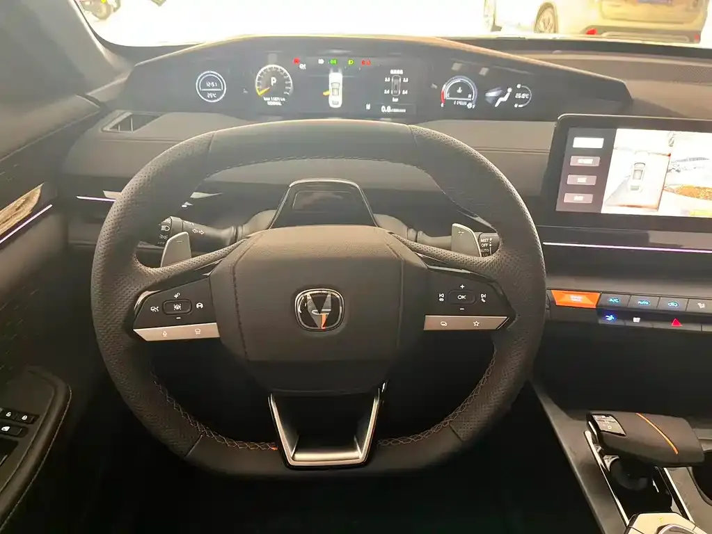 Changan UNI-V 2024 из CN, фото 8