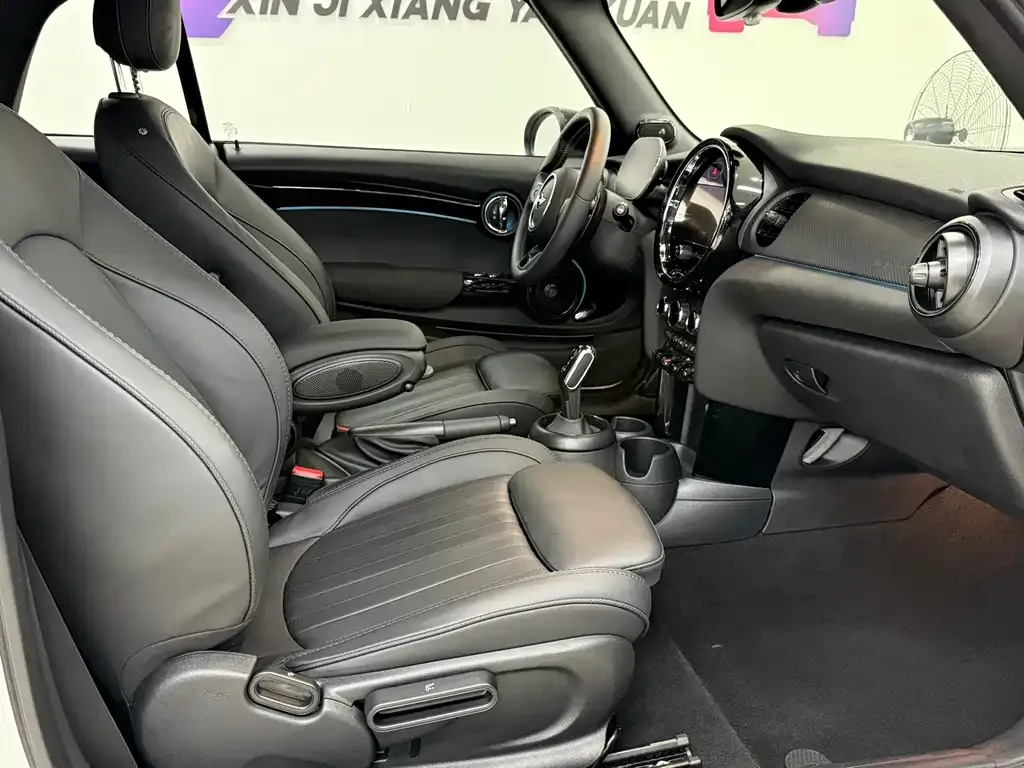 MINI Cooper (3-door) 2023 из CN, фото 9