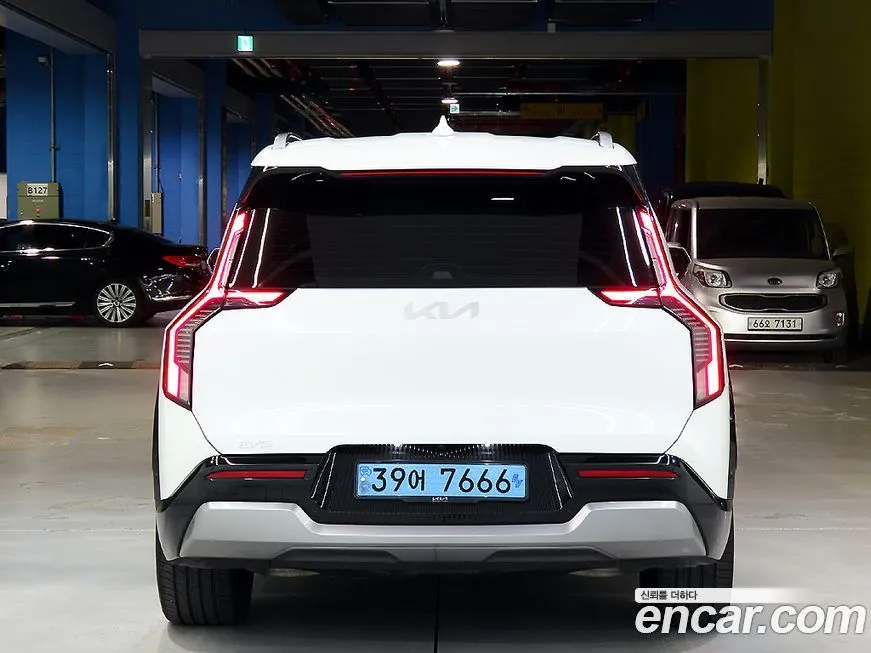 Kia EV9 2024 из KR, фото 3