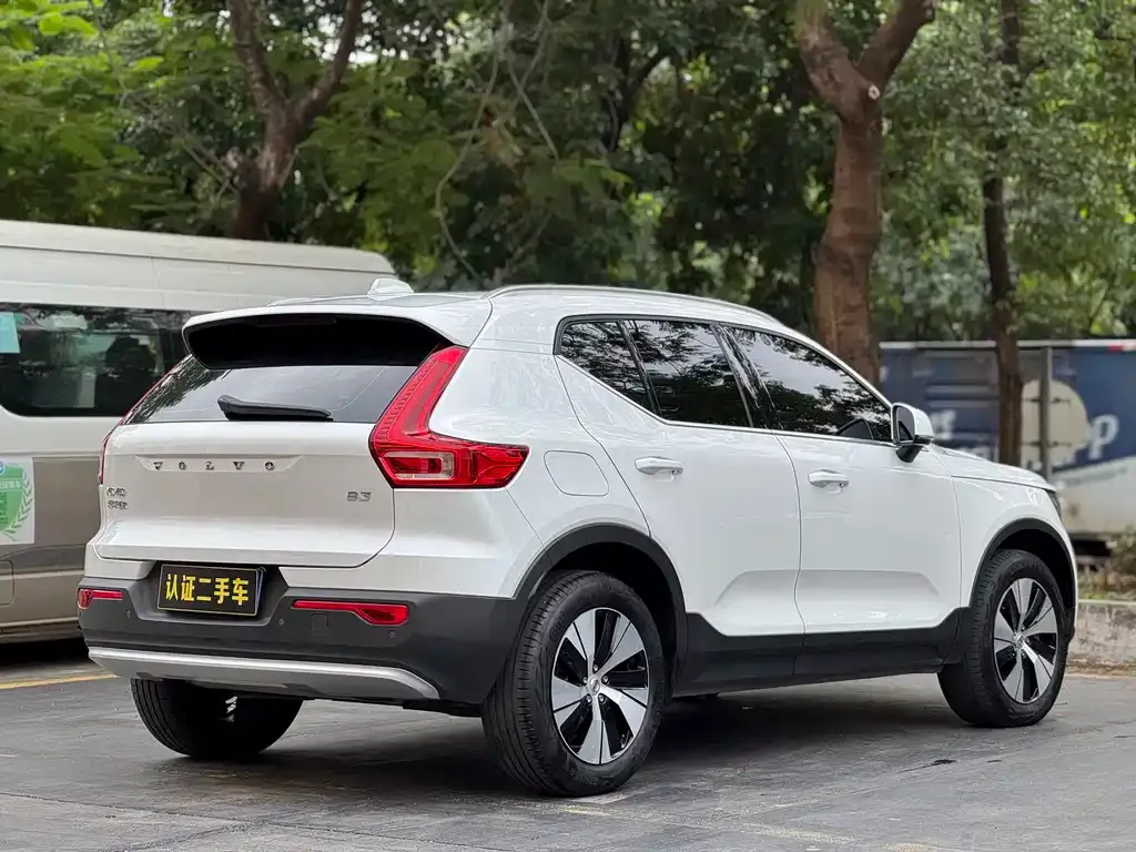Volvo XC40 2023 из CN, фото 9
