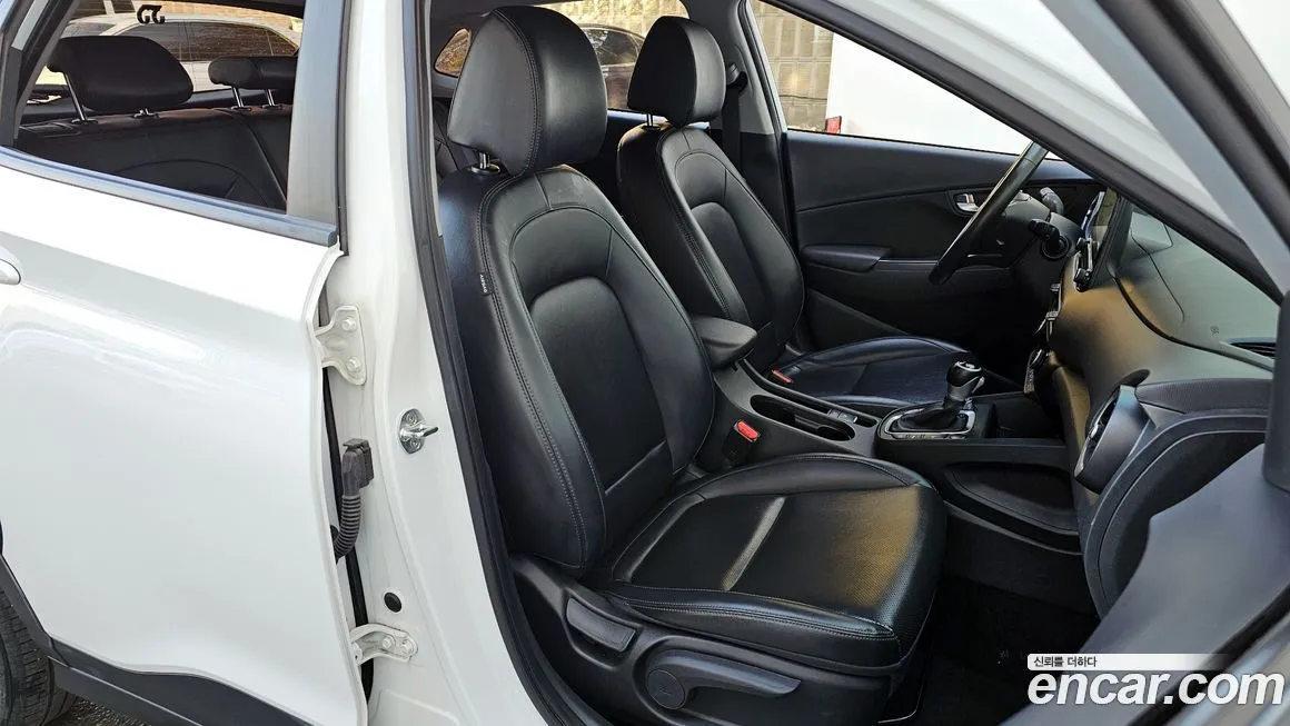 Hyundai Kona 2023 из KR, фото 10