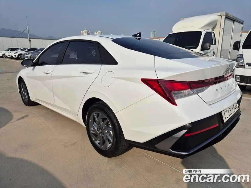 Hyundai AVANTE — фото 2