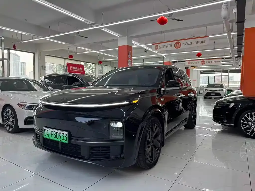 Li Auto L8 2024 из CN, фото 1